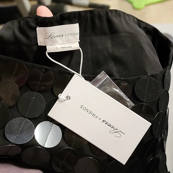 *NWT* Lovers + Friends Sequin Boxy Party Crop - Picture 6 of 6